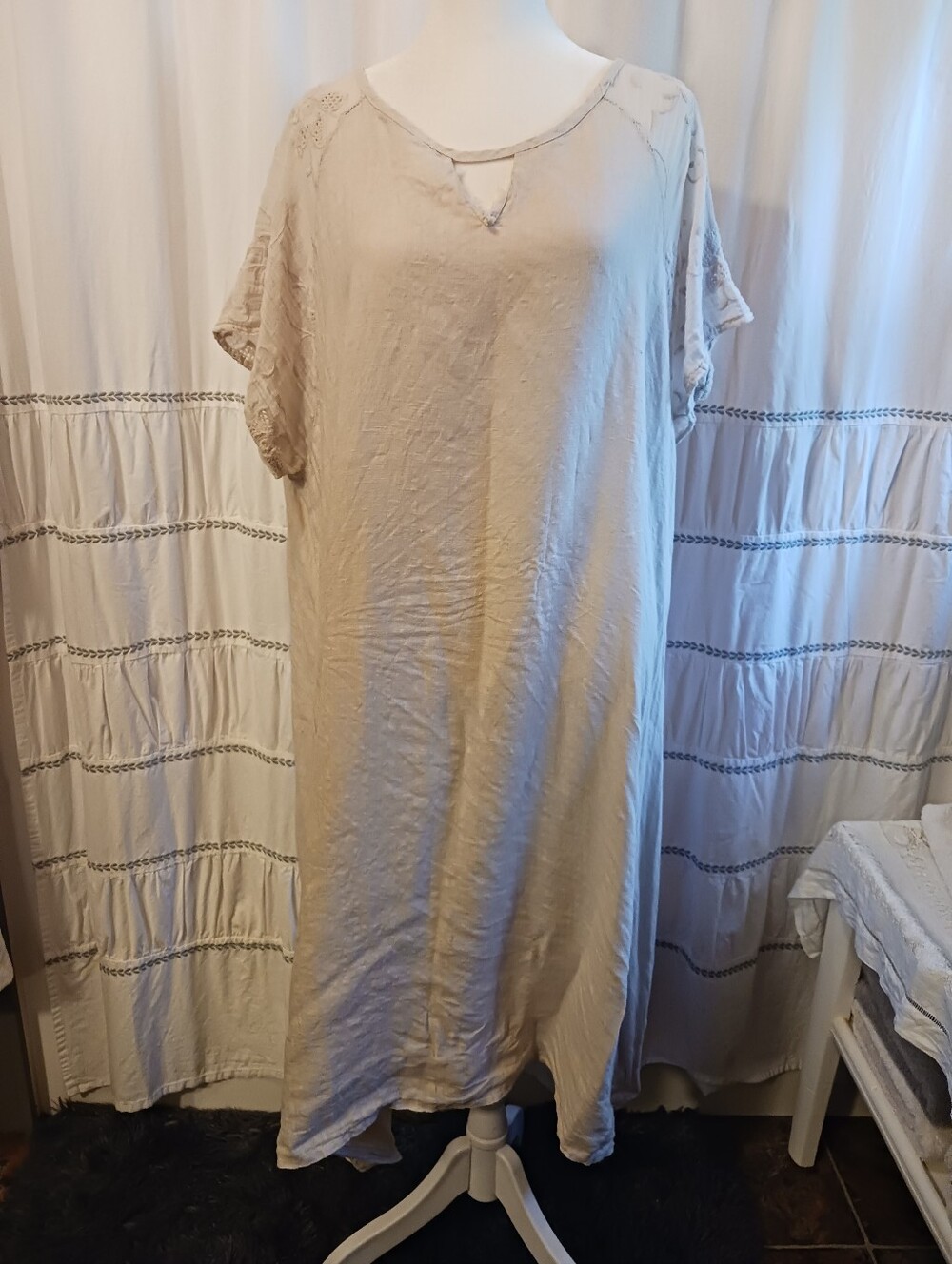 Italian Linen Dress 1X Martina Innocenti Cream Well Loved Dress Embroidered